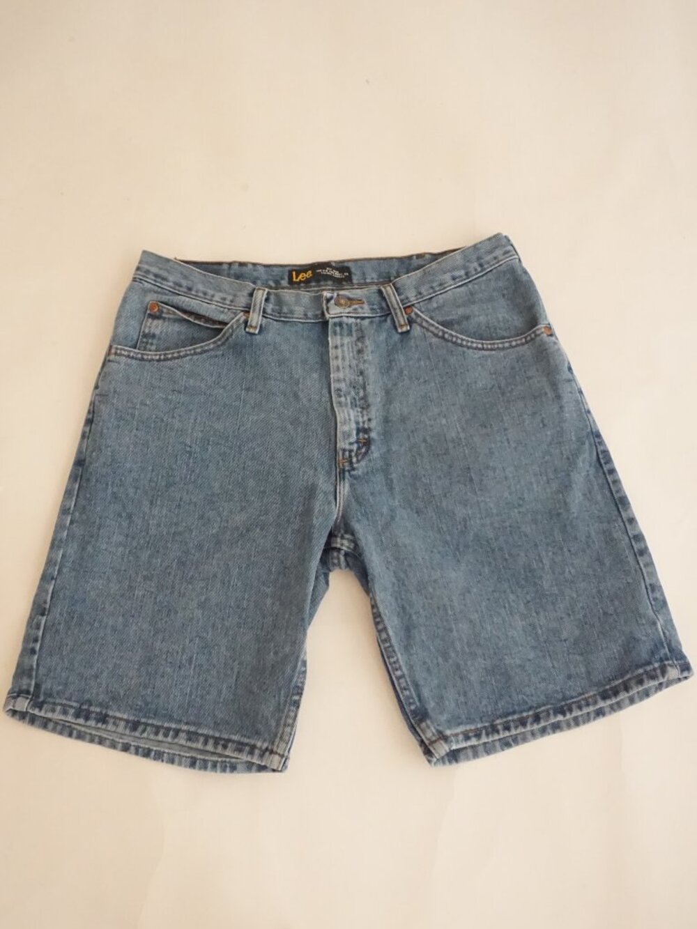Vintage Lee Light Blue Stone Wash Classic Longline Five Pocket Bermuda Shorts 34
